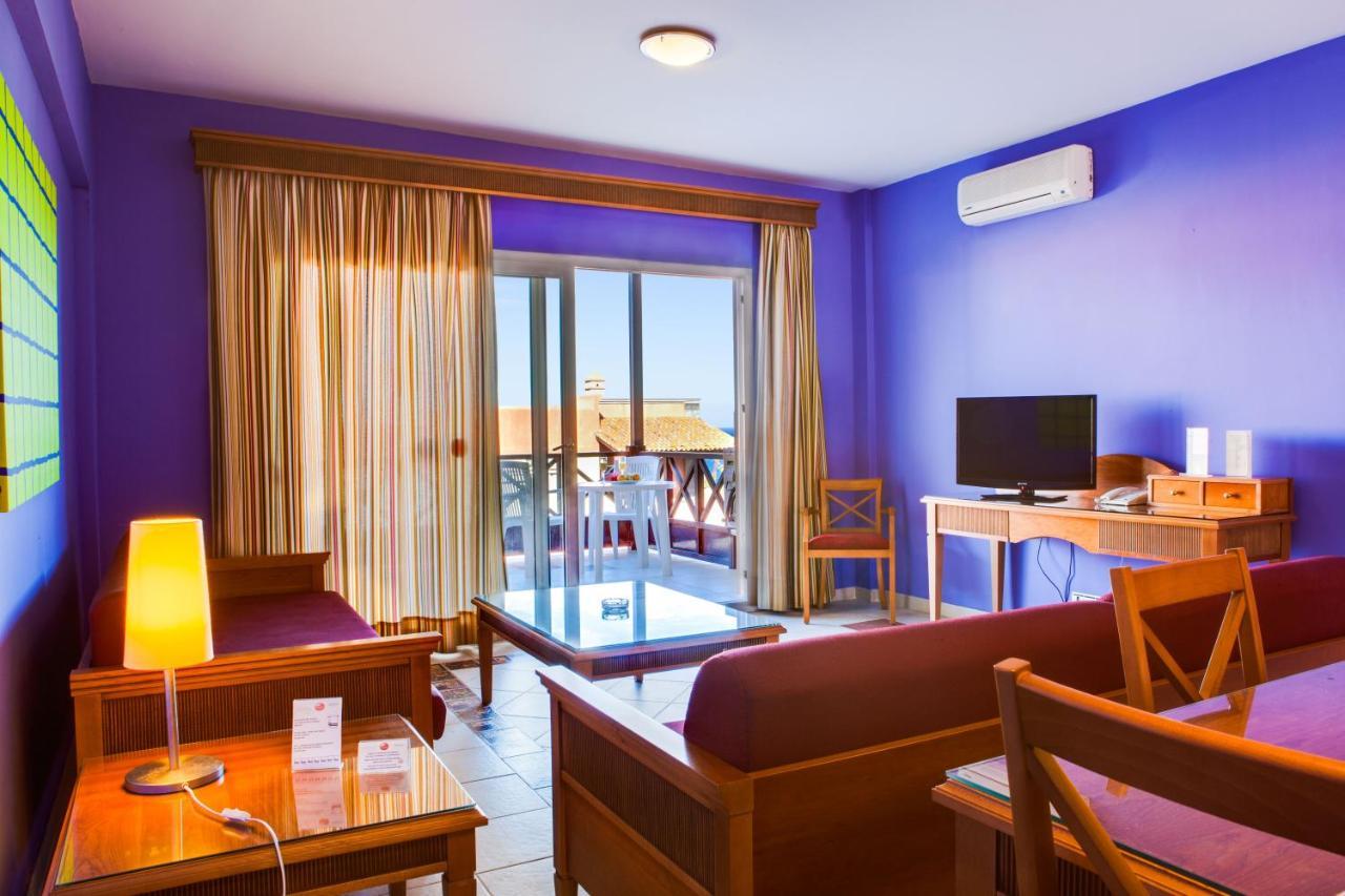 Aparthotel El Cerrito Playa Cancajos.- BreNa Baja  Εξωτερικό φωτογραφία
